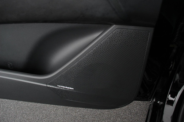 Kia Niro EV DynamicPlusLine 64.8 kWh Nieuw Model! | Navigatie | Half Leder | Schuif-kantel dak | Electrisch bedienbare achterklep | DAB | Led | Camera