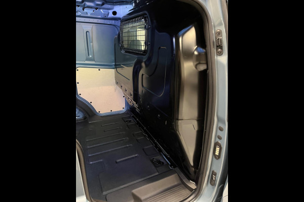 Ford Transit Courier Benzine 1.0 100pk Limited EcoBoost S&S, Airco Ecc, Navigatie, CruiseControl, NEDERLANDSE BUS RIJKLAARPRIJS!