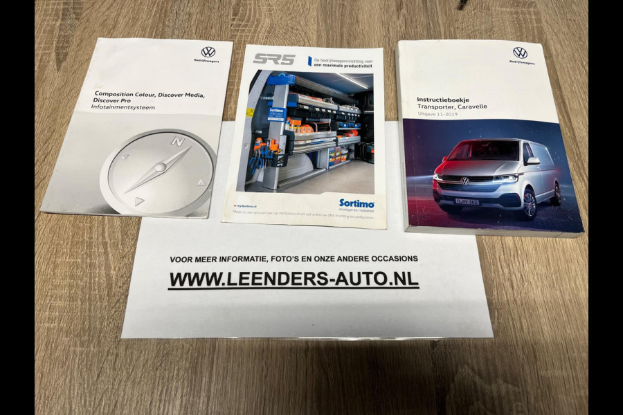 Volkswagen Transporter Automaat Servicewagen 2.0 TDI 150pk L2H1 3Persoons, Sortimo Inrichting, Airco, Navigatie, RIJKLAARPRIJS!
