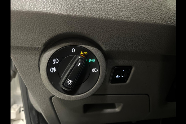 Volkswagen Transporter Automaat Servicewagen 2.0 TDI 150pk L2H1 3Persoons, Sortimo Inrichting, Airco, Navigatie, RIJKLAARPRIJS!