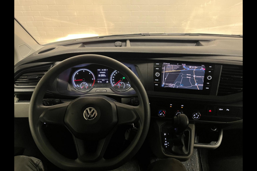 Volkswagen Transporter Automaat Servicewagen 2.0 TDI 150pk L2H1 3Persoons, Sortimo Inrichting, Airco, Navigatie, RIJKLAARPRIJS!