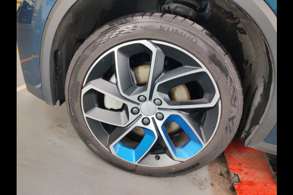 Lynk & Co 01 1.5 262pk PHEV Trekhaak(1800kg) 360°Cam DAB Zwarte hemel