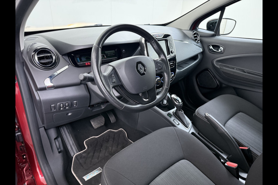 Renault ZOE R110 Limited 41kWh Huur Accu Navi Ecc Apple Carplay/Android Auto Cruise Control Pdc Lmv 16" Bluetooth Privacy Glas Keyless Led