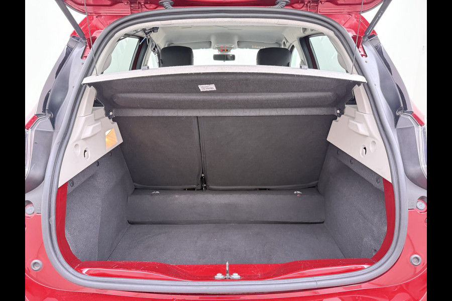 Renault ZOE R110 Limited 41kWh Huur Accu Navi Ecc Apple Carplay/Android Auto Cruise Control Pdc Lmv 16" Bluetooth Privacy Glas Keyless Led