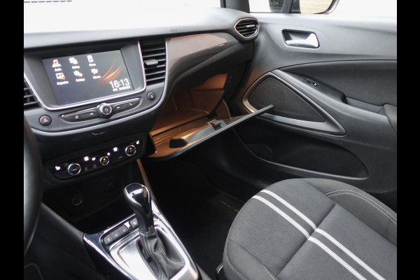 Opel Crossland 1.2 Turbo 130pk Automaat. Elegance | Navigatie | Apple Carplay/Android Auto | Camera | Parkeersensoren | Cruise Control | Stoel- en Stuurverwarming | Keyless Entry | Climate Control | Getinte ramen