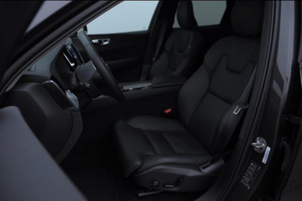 Volvo XC60 T8 455PK Automaat AWD Plus Dark / Adaptieve koplampen / Luchtvering /Adaptieve cruise control / Panoramadak / Apple carplay / Parkeersensoren met 360 camera / Elektrische achterklep / Elektrische stoelen met geheugen / Stoel en stuurwielverwarming