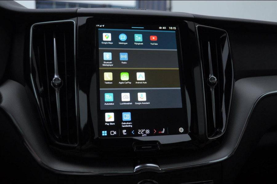 Volvo XC60 T8 455PK Automaat AWD Plus Dark / Adaptieve koplampen / Luchtvering /Adaptieve cruise control / Panoramadak / Apple carplay / Parkeersensoren met 360 camera / Elektrische achterklep / Elektrische stoelen met geheugen / Stoel en stuurwielverwarming