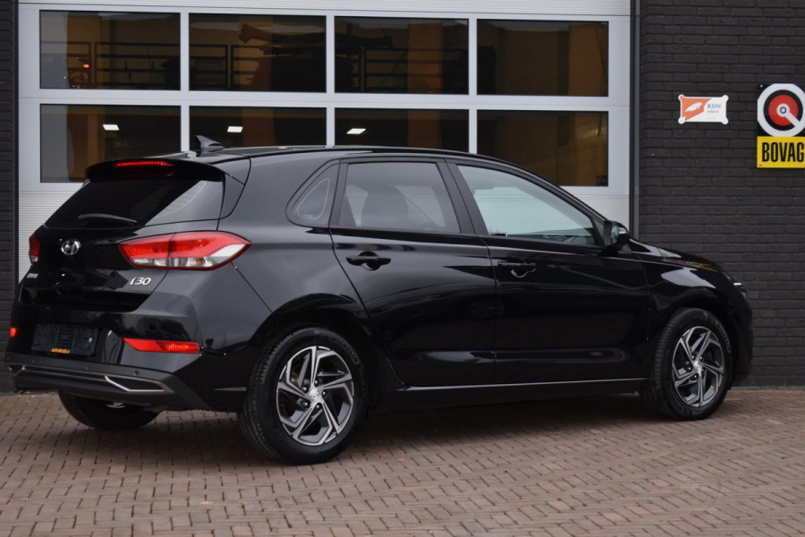Hyundai i30 1.0 T-GDi MHEV 120PK Comfort | Camera | Carplay | PDC | Stoel- & Stuurverw. | Incl. garantie