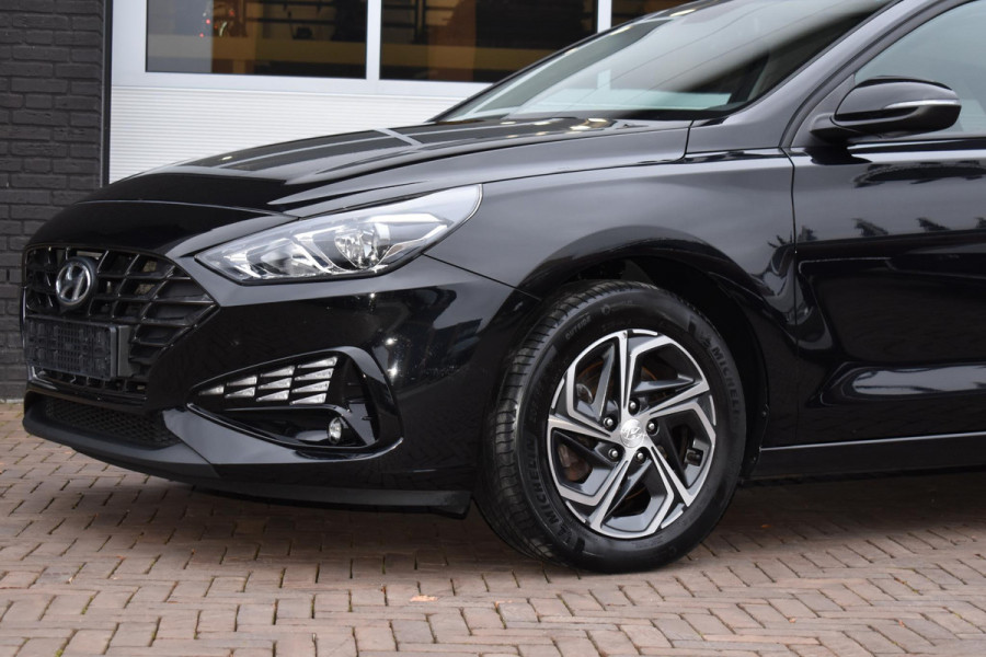 Hyundai i30 1.0 T-GDi MHEV 120PK Comfort | Camera | Carplay | PDC | Stoel- & Stuurverw. | Incl. garantie