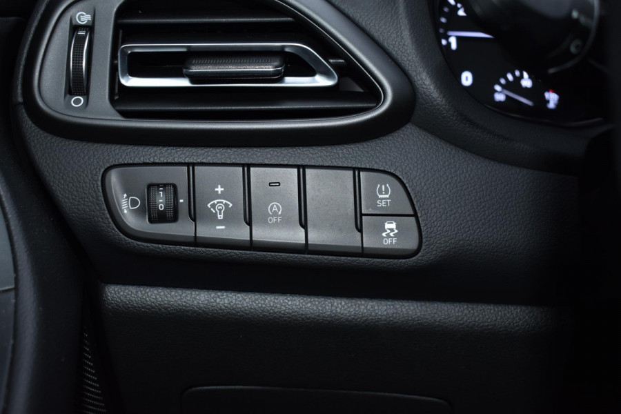 Hyundai i30 1.0 T-GDi MHEV 120PK Comfort | Camera | Carplay | PDC | Stoel- & Stuurverw. | Incl. garantie