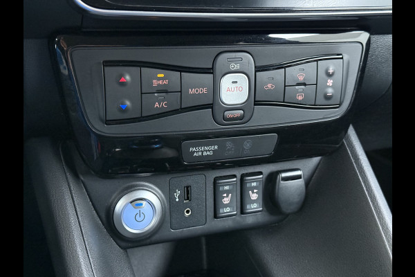 Nissan Leaf Tekna 40kWh Leer Bose®-Hifi Apple Carplay Android Auto Adap.Cruise 360°Camera Navi Ecc Stoel+Stuurverwarming Keyless DAB Dodehoek detector Rijstrooksensor Uitparkeer waarschuwing Verkeersbord detectie Bluetooth Privacy Glas Lmv 17" SOH 87.7% Origineel Nederlandse Auto incl. onderhoudshistorie