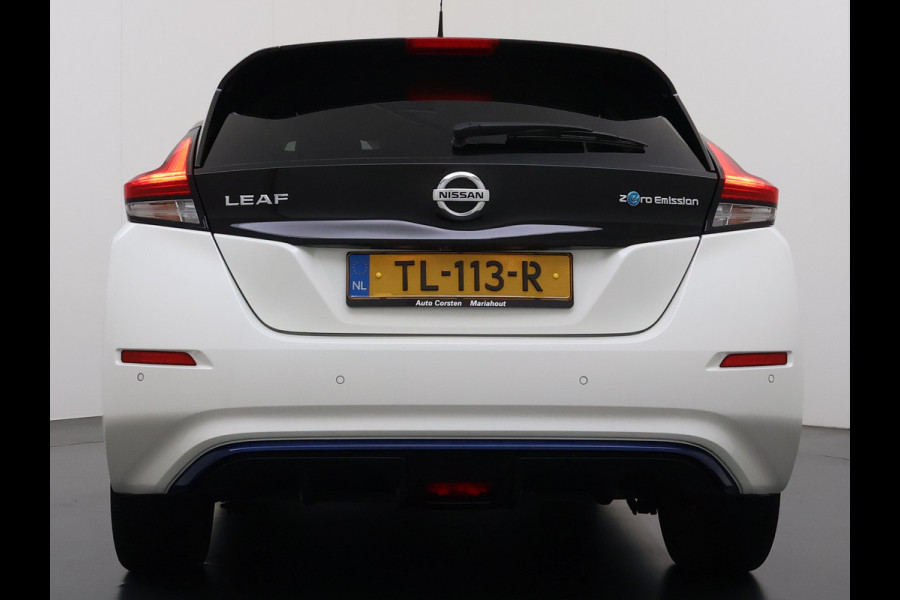 Nissan Leaf Tekna 40kWh Leer Bose®-Hifi Apple Carplay Android Auto Adap.Cruise 360°Camera Navi Ecc Stoel+Stuurverwarming Keyless DAB Dodehoek detector Rijstrooksensor Uitparkeer waarschuwing Verkeersbord detectie Bluetooth Privacy Glas Lmv 17" SOH 87.7% Origineel Nederlandse Auto incl. onderhoudshistorie