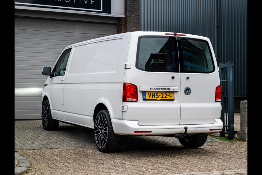 Volkswagen Transporter 2.0 TDI L2H1 | Trekhaak | Cruise | Carplay | Navi