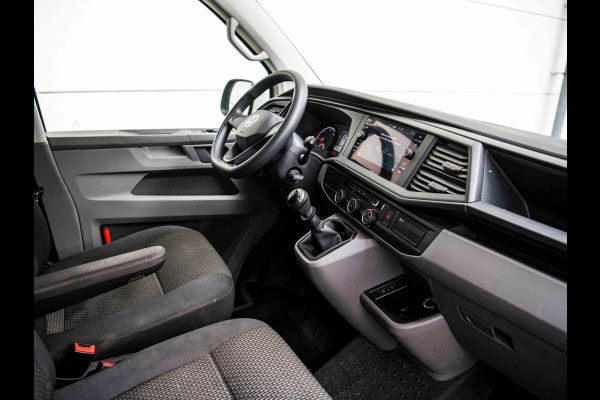 Volkswagen Transporter 2.0 TDI L2H1 | Trekhaak | Cruise | Carplay | Navi