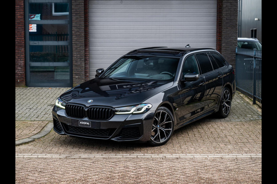 BMW 5 Serie Touring 520i M-sport High Executive Edition | Harman Kardon | Pano | BTW | Dealer onderhouden