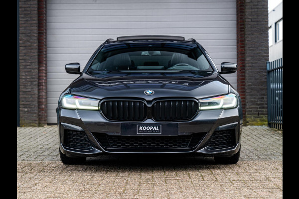BMW 5 Serie Touring 520i M-sport High Executive Edition | Harman Kardon | Pano | BTW | Dealer onderhouden