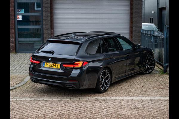 BMW 5 Serie Touring 520i M-sport High Executive Edition | Harman Kardon | Pano | BTW | Dealer onderhouden