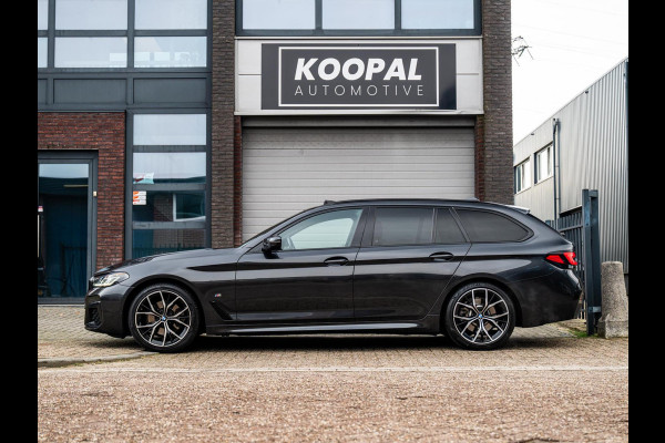 BMW 5 Serie Touring 520i M-sport High Executive Edition | Harman Kardon | Pano | BTW | Dealer onderhouden