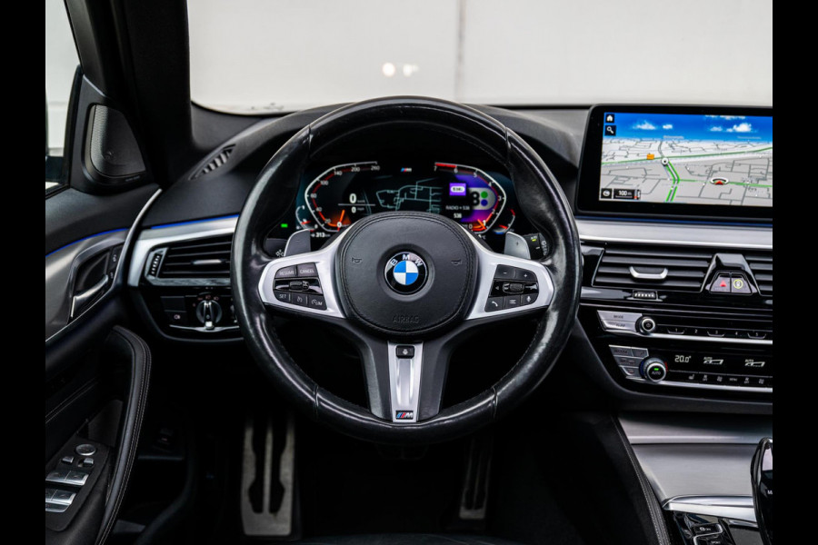 BMW 5 Serie Touring 520i M-sport High Executive Edition | Harman Kardon | Pano | BTW | Dealer onderhouden
