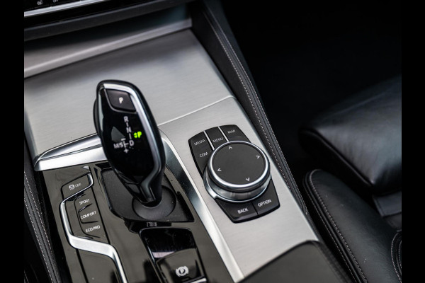 BMW 5 Serie Touring 520i M-sport High Executive Edition | Harman Kardon | Pano | BTW | Dealer onderhouden