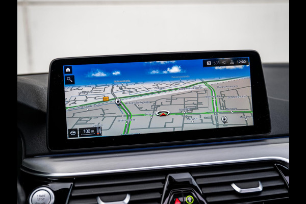 BMW 5 Serie Touring 520i M-sport High Executive Edition | Harman Kardon | Pano | BTW | Dealer onderhouden