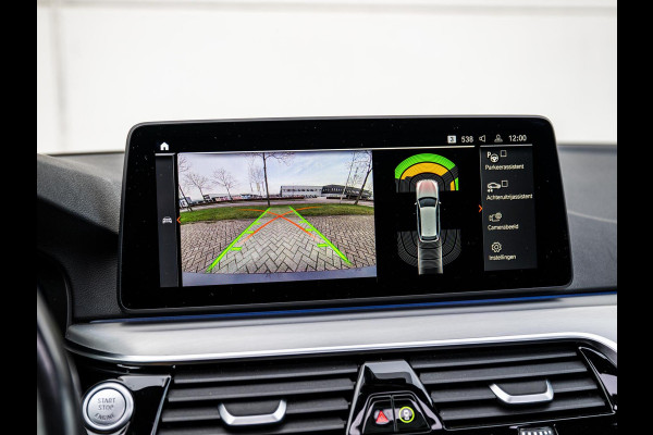 BMW 5 Serie Touring 520i M-sport High Executive Edition | Harman Kardon | Pano | BTW | Dealer onderhouden