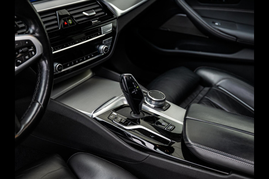BMW 5 Serie Touring 520i M-sport High Executive Edition | Harman Kardon | Pano | BTW | Dealer onderhouden