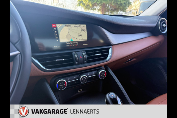 Alfa Romeo Giulia 2.0T Super (RIJKLAARPRIJS/BOVAG)