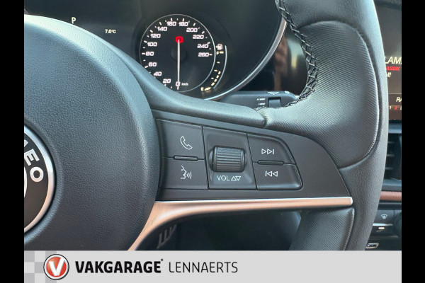 Alfa Romeo Giulia 2.0T Super (RIJKLAARPRIJS/BOVAG)