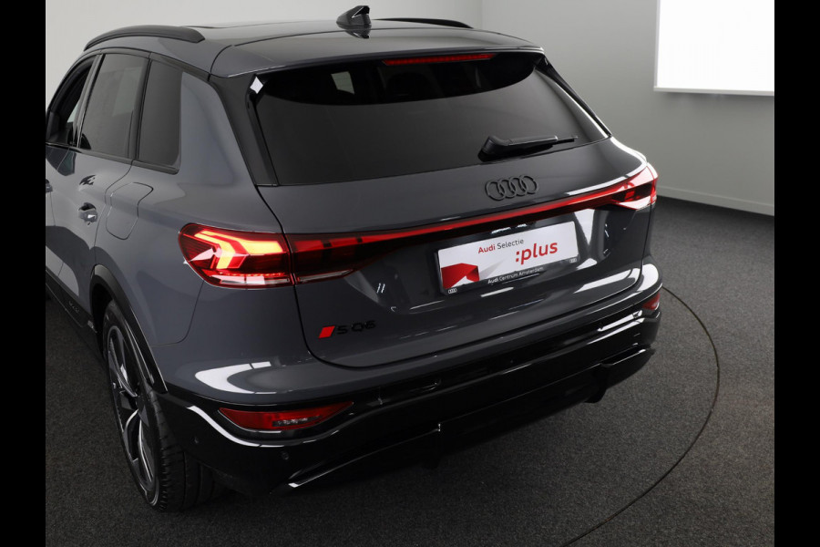 Audi SQ6 e-tron quattro 100 kWh 490pk | Panoramadak | B&O Audio | Electrisch verstelbare voorstoelen + geheugen bestuurderstoel | MMI Experience Pro