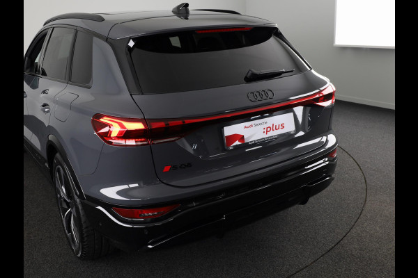 Audi SQ6 e-tron quattro 100 kWh 490pk | Panoramadak | B&O Audio | Electrisch verstelbare voorstoelen + geheugen bestuurderstoel | MMI Experience Pro