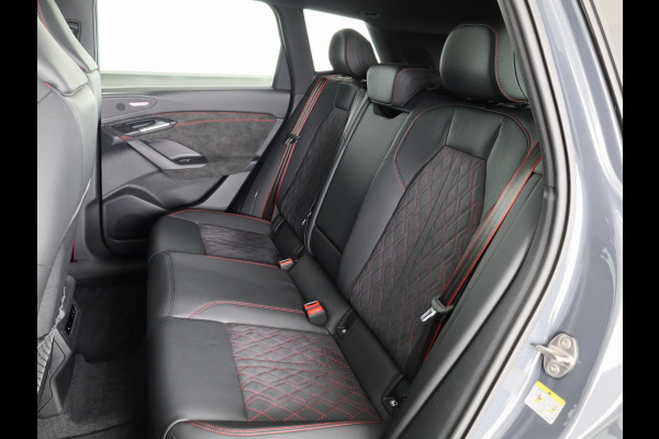 Audi SQ6 e-tron quattro 100 kWh 490pk | Panoramadak | B&O Audio | Electrisch verstelbare voorstoelen + geheugen bestuurderstoel | MMI Experience Pro