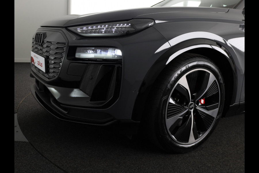 Audi SQ6 e-tron quattro 100 kWh 490pk | Panoramadak | B&O Audio | Electrisch verstelbare voorstoelen + geheugen bestuurderstoel | MMI Experience Pro