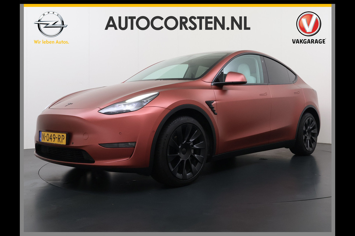 Tesla Model Y Long Range AWD 514pk SOH 85% Warmtepomp 20" Lmv Ivoor Leer Panoramadak Matrix-LED Autopilot Elektr.Stuur+Stoel+Verwarmd Navi Ecc Camera's Elektr.AchterKlep Parkeer Assistent Sentry-Mode Privacyglas Bluetooth Dodehoek detector Connected services Origineel Nederlandse Auto Batterij en Motorgarantie tot 23-12-2029/192.000km