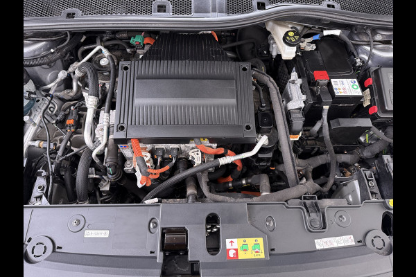 Opel CORSA-E Elegance 50kWh 3-Fase Navi Ecc Apple Carplay Android Auto Cruise Control DAB Lmv Led Bluetooth Lane Assist Regen-Lichtsensor Keyless SOH 91% 1e Eigenaar Dealeronderhouden Origineel Nederlandse Auto