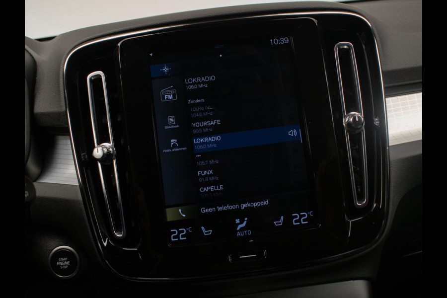 Volvo XC40 1.5 T4 Recharge Inscription Expression (APPLE CARPLAY,NAVI,LED,SPORTSTOELEN,PDC,LM VELGEN,NETTE STAAT))