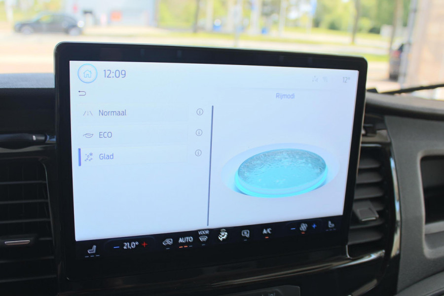 Ford E-Transit 350 L2H2 Trend 68 kWh Pro Power on board, Navigatie, Adaptieve Cruise, 360 camera