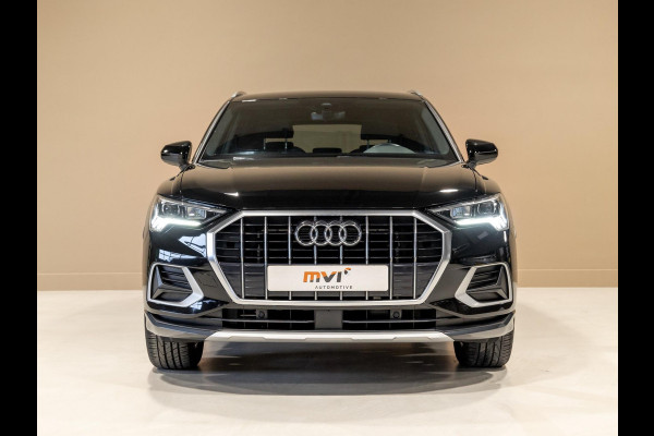Audi Q3 35 TFSI Business Edition / 150pk / Keyless / Apple Carplay / Stoelverwarming /