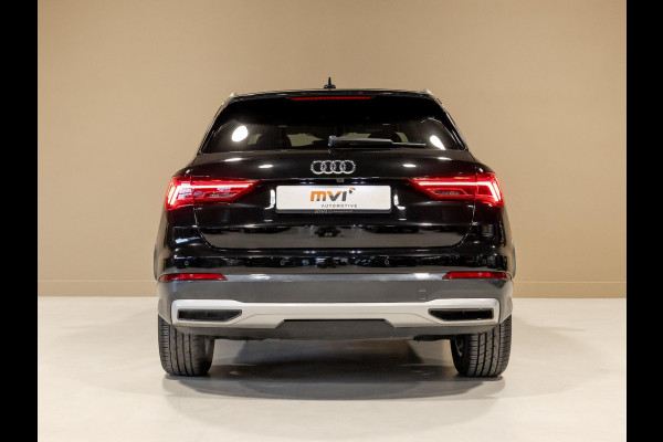Audi Q3 35 TFSI Business Edition / 150pk / Keyless / Apple Carplay / Stoelverwarming /