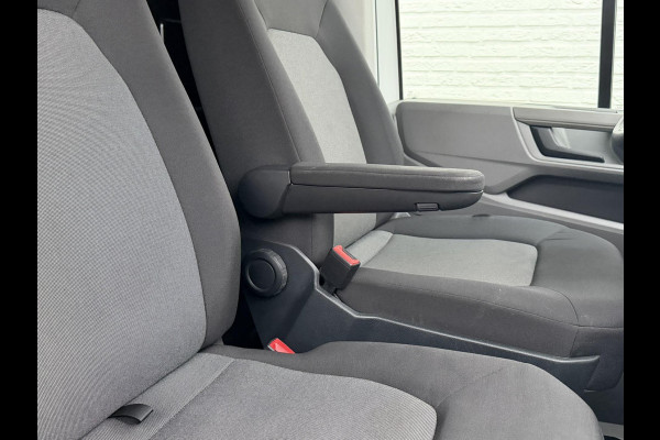 Volkswagen Crafter 35 2.0 TDI L3H3 EURO 6 Garantie Trekhaak Airco Cruise Pdc Dab Carplay Navi