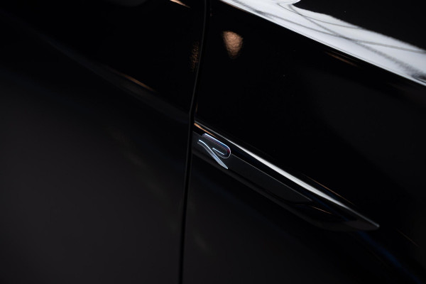 Volkswagen Golf ABT 2.0 TSI R 4Motion |Pano|AKRA|H&K|HUD|Camera|Dodehoek|