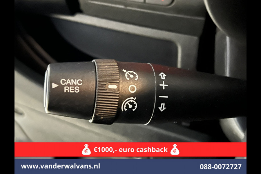 Peugeot Boxer 2.2 BlueHDi 120pk L1H1 Euro6 Airco | Camera | Navigatie | Trekhaak | Cruisecontrol Parkeersensoren, Bijrijdersbank