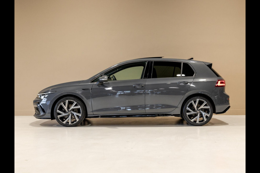 Volkswagen Golf 1.5 eTSI R-Line / 150pk / Panorama dak / Harman Kardon / Stoel en stuurverwarming /