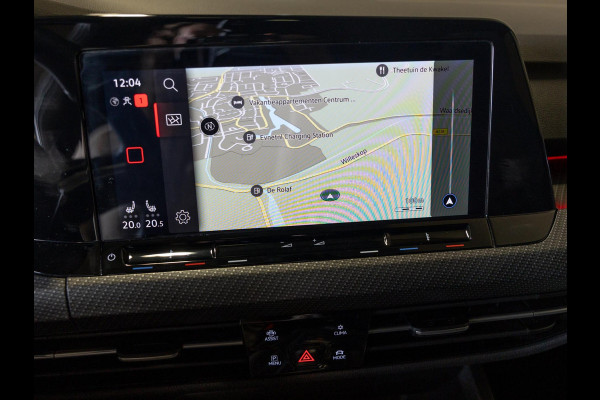 Volkswagen Golf 1.5 eTSI R-Line / 150pk / Panorama dak / Harman Kardon / Stoel en stuurverwarming /