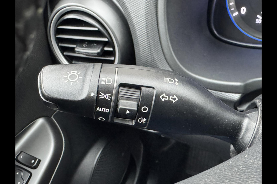 Hyundai Kona 1.0T Essence Climate control Cruise Navi Apple / Android DAB Krell audio