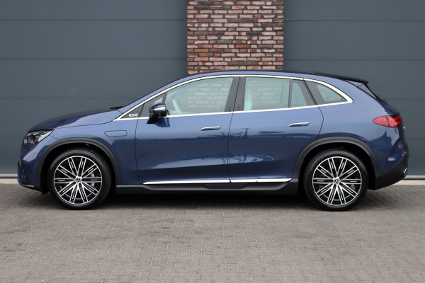 Mercedes-Benz EQE SUV 350+ AMG Line 91 kWh | Hyperscreen | Achterasbesturing | Distronic+ | Surround Camera | Verwarmd Stuurwiel | Digital Light | Keyless Go | Parfumering | 22kW | Memory |