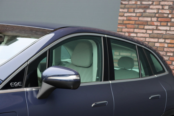 Mercedes-Benz EQE SUV 350+ AMG Line 91 kWh | Hyperscreen | Achterasbesturing | Distronic+ | Surround Camera | Verwarmd Stuurwiel | Digital Light | Keyless Go | Parfumering | 22kW | Memory |