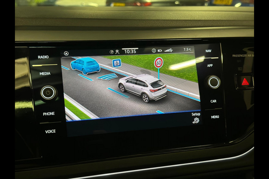 Volkswagen Taigo 1.0 TSI R-Line