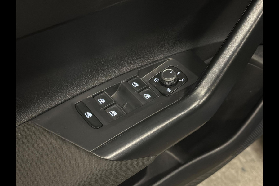 Volkswagen Taigo 1.0 TSI R-Line