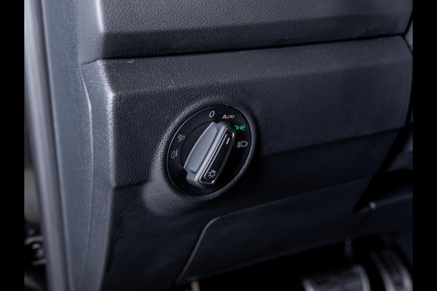 Volkswagen T-Roc Cabrio 1.5 TSI R-Line / 150pk / Leder / Stoelverwarming / Achteruitrij camera /